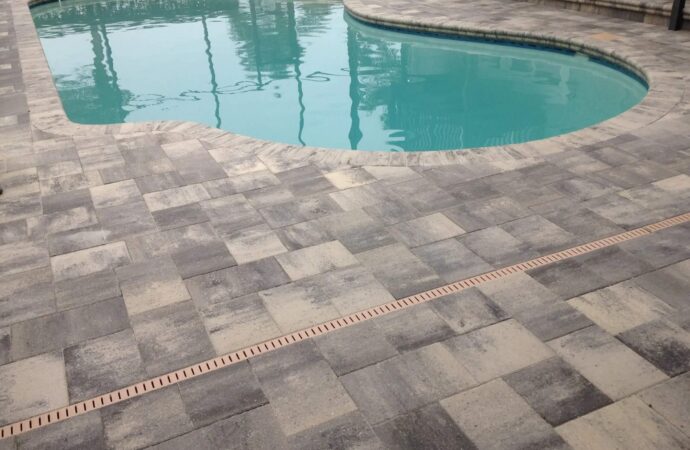 Lake Park-SoFlo Pool Decks and Pavers of Palm Beach Gardens