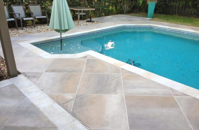 Loxahatchee-SoFlo Pool Decks and Pavers of Palm Beach Gardens