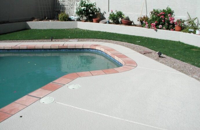 Spray Deck-SoFlo Pool Decks and Pavers of Palm Beach Gardens