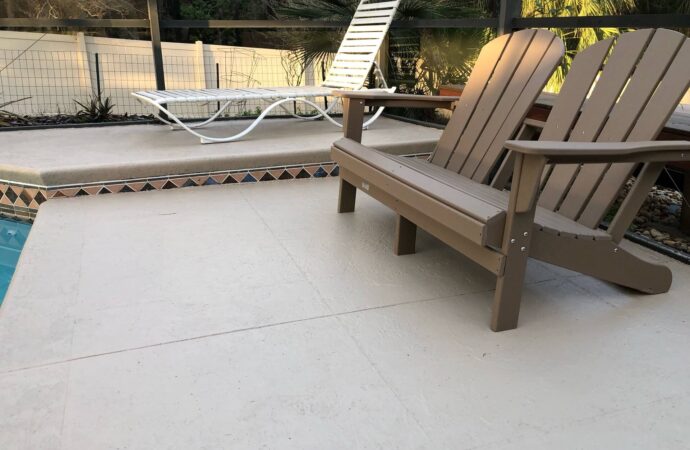 Pool Deck Resealing, SoFlo Pool Decks and Pavers of Palm Beach Gardens